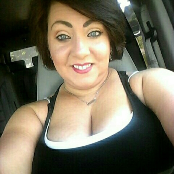 Meet your Posher, Stacy sue - Picture 2 of 3